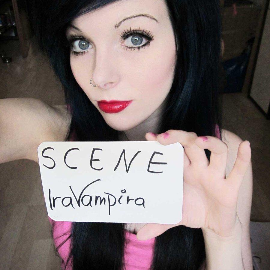 Scene Queen.
