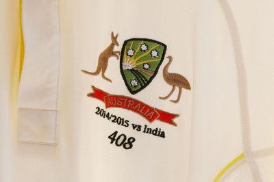 love collingwood & NCCC. Midgets make me laugh