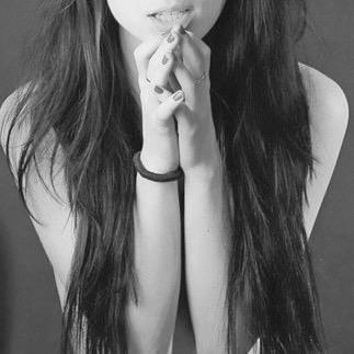 ✱ I can't fear death no longer, I've died a thousand times. ✱[OC/RP/+18/Witch]✱ I'm stuck trying to find a way to get Bonnie back.
