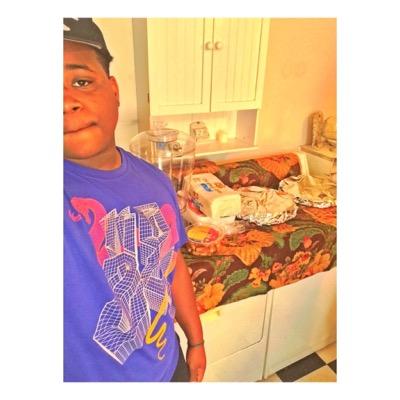 whs 17 ' glow  gang on top juhh follow and ill follow back