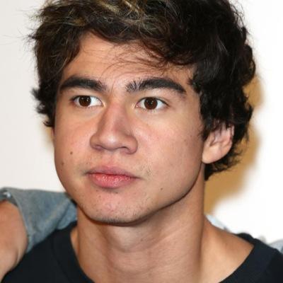 GO FOLLOW @CalumsStubble