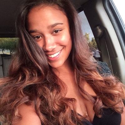 JessieTaughtYou's profile picture. I'm too complex, don't try to figure me out! IG:@crownme_imfirstlady