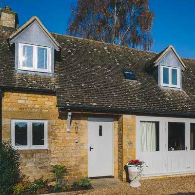 A luxury holiday home from home in the heart of the English Cotswolds.
