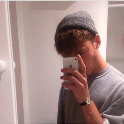single || bisex || 19teen