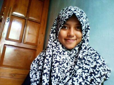 Kebumen, 22 Januari 1995 | PIN: 7D0A3F70 | Sukses Dunia dan Akhirat