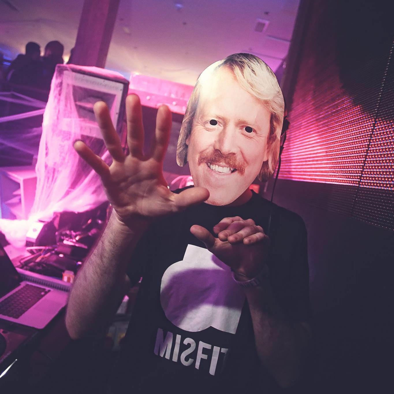 ryandornan's profile picture. Live Every Saturday From 7-9PM On Blast 106FM • Sound & Lighting Engineer DJ @ Thompsons Garage (Belfast)