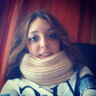 18.Andaluza,sevillana y sevillista y sobre todo TRIANERA .Mi vida,mis normas ;) .Cerco di prendere filosofia di vita.Non sto cercando di far finta che non sono♚