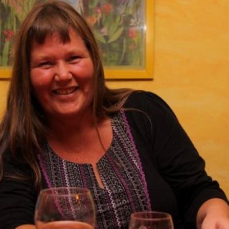 KariLosch's profile picture. 