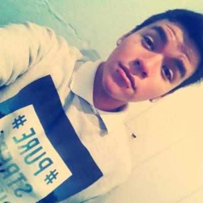 Hola Soy Giovanni, Me Gusta One Direction & Big Time Rush ❤❤ Soy Directioner Boy Pff' & Juego Futbol Bien Genial :33