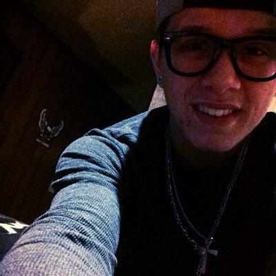 BlaineeWadee's profile picture. Fuck the bullshit. Shit really throwed. All I wanna do for the rest of my life, is see nothing but good things happen.