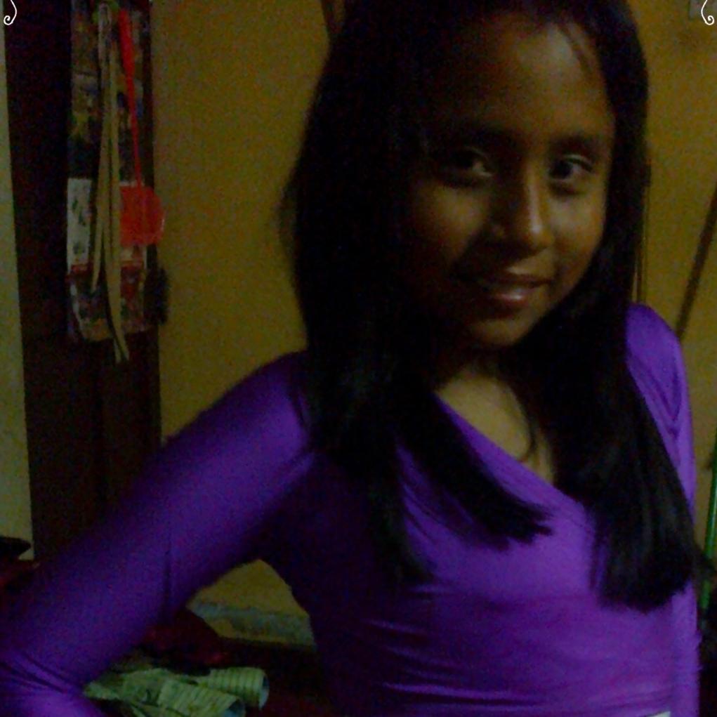 angmily's profile picture. 