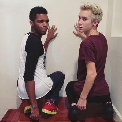 I love youtubers, bands, and netflix... My kik is:     see_the_dark