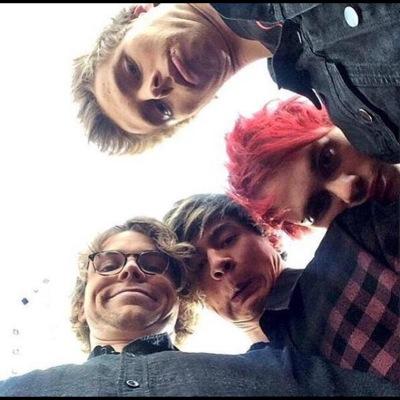 I love 5sos so much... 5sos is bæ