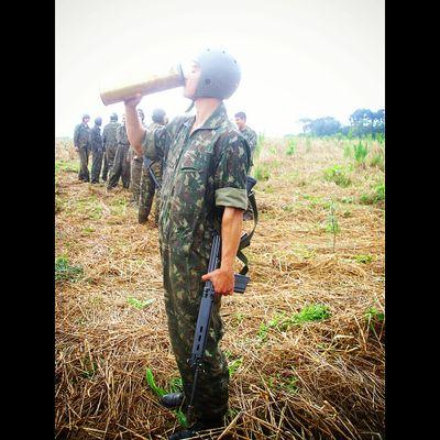 Porque todo o que é nascido de Deus vence o mundo; e esta é a vitória que vence o mundo: a nossa fé.