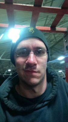 arloeplayboy's profile picture. 