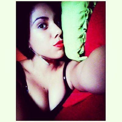 Leonina 
17 Years Old 
Futura Esteticista
Apaixonada pela vida ..