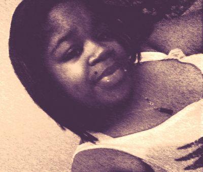 #Follow Mee iFollow Back
FMOIG: _RckWid_TeamTooShort !! Add Me On FaceBooook: Leslie Marlene ^__^  && Kik Mee @ _RckWid_TeamTooShort