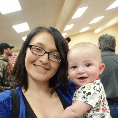 aausbrook's profile picture. I'm Alissa. I'm 21. I'm a princess. I love my life and the people in it. ❤️