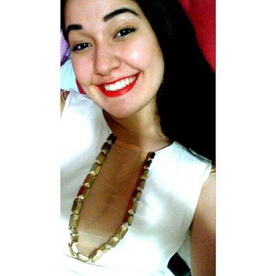 Não sou de demonstrar sentimentos, mas sou cheio deles. Eu sofro em silêncio, amo com o olhar e falo por sorrisos.