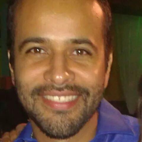 Administrador, Técnico em Segurança do Trabalho, estudante de contabilidade e livre!!!