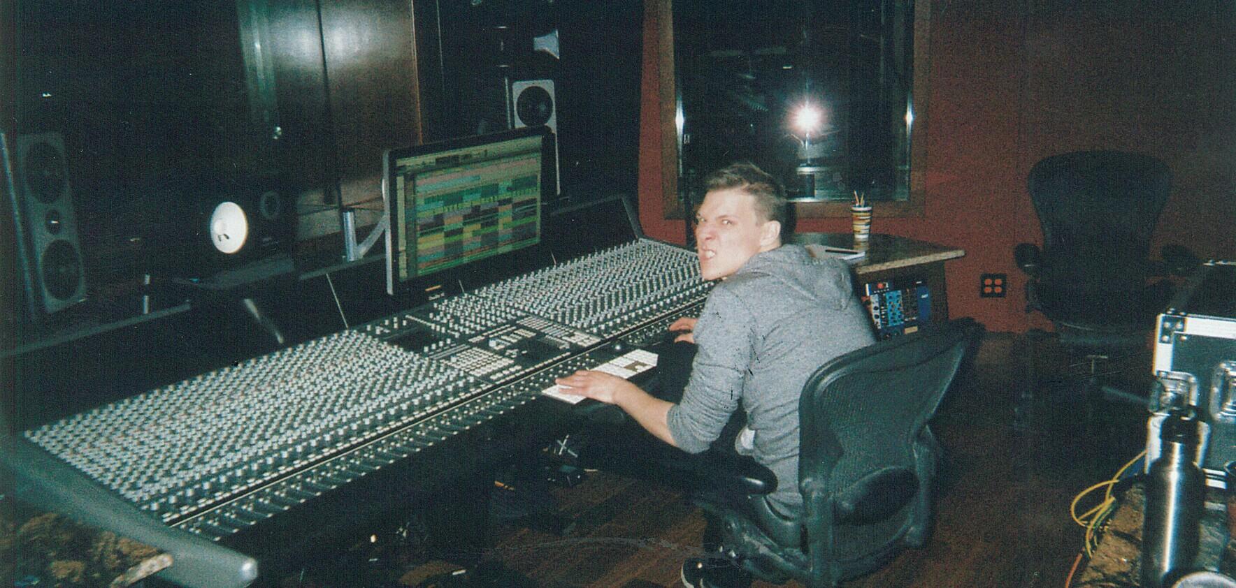 Studio Engineer. Tech N9ne and Strange Music. Music lover, comedy fan, bicyclist