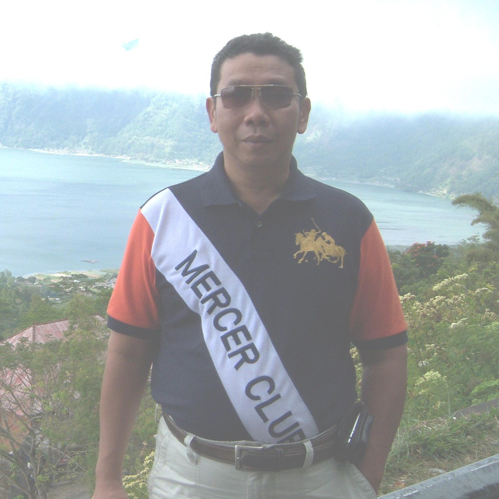 ujangsubrata's profile picture. 