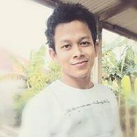 helmihusein922's profile picture. 