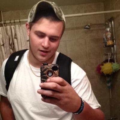 GrahamCracka123's profile picture. 