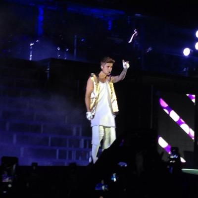 The twitter page for the acclaimed Instagram account @justinbiebernewsupdates which continuously keeps you informed about the one and only Justin Bieber!