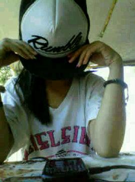 Kenalan aja dulu  ☺ facebook : june.veronica.1 . Pin 30FE56C4 ☺
