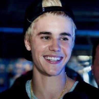 JUSTIN FOLLOW @mccannyoustfu @justinbieber