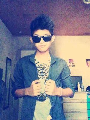 You wanna know whats the best thing in my life?(^.^) Its the first word of this sentence