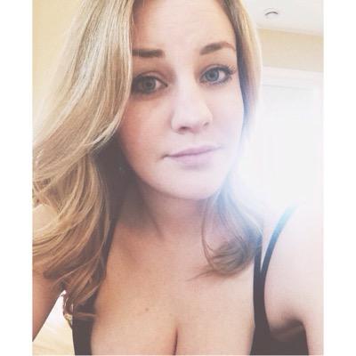 kirstensage's profile picture. 