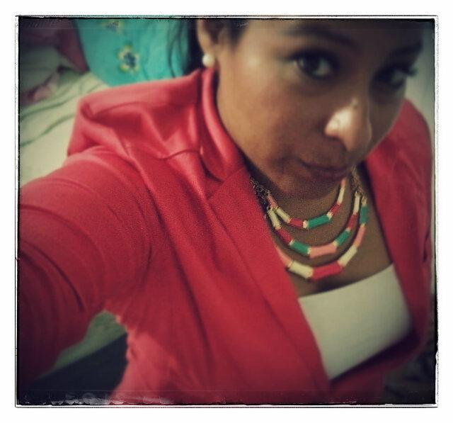 kazecita's profile picture. Hipocondriaca con delirios de persecución.