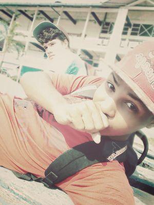 • Nome : Uillander Silva {Lander.Silva} ♂ • Idαde : 22 αnos • Esporte : Kickboxing & Muay thai •  ~ quer saber mais ? follow me ;D