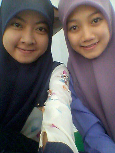 I'm a simple girl & friendly :) || Mom is my everything || jangan ngelirik ntar naksir (•̯͡.•̯͡)  || agriculture engineering