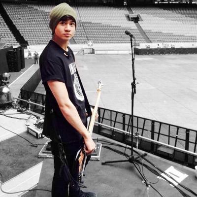 Follow @acoustjcth