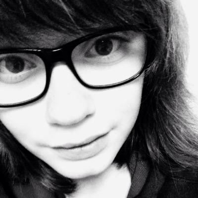 anaishuet2's profile picture. 