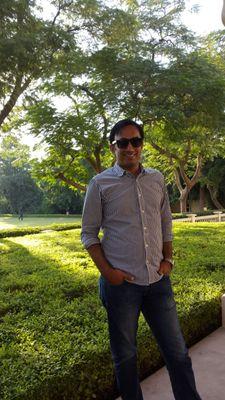 Consumer Experience Professional, MUFC supporter and a full time dad who loves to eat..