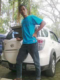 #Fb_ncingcemen_klic jangan lapa follow @99ncing :-D:-D http://t.co/twxHxOtlG0 follow @99cing // http://t.co/t3WPVPwH4Q