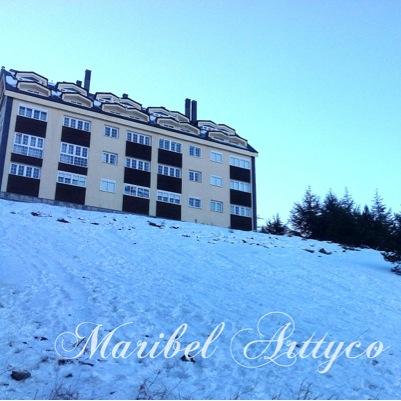 Apartamento en alquiler para 4 o 6 pax, a pie de pista de esqui, junto al H. Maribel. Un lujazo, llama, está a tu alcance! 607716443 tb Whatsapp