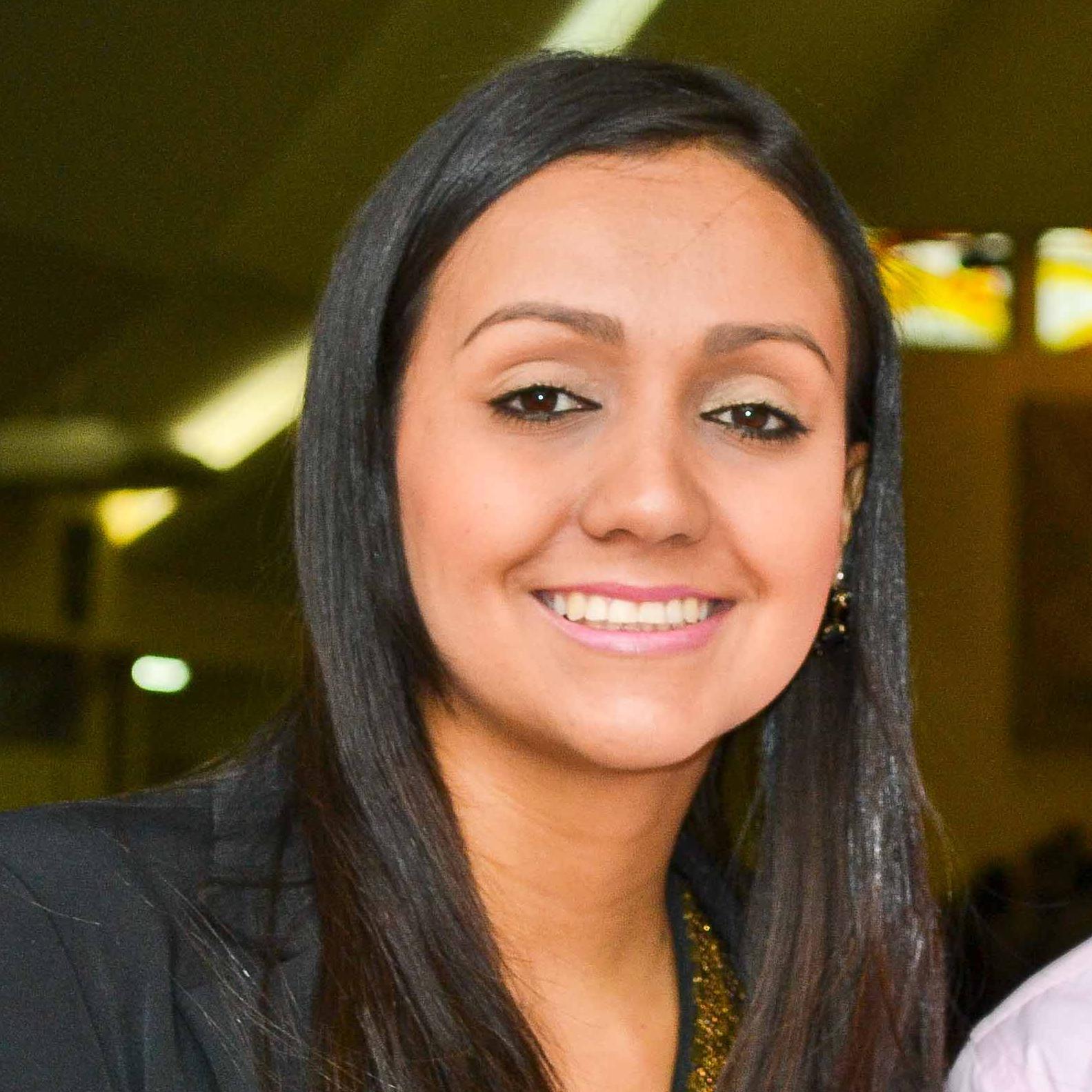 Jornalista e entusiasta da comunicação na era digital. Assessora de Imprensa do Crea-PR e do Singramar. Estudante de Comunicação e Marketing em Mídias Digitais.