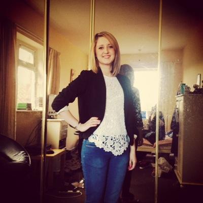 holl_cunningham's profile picture. 