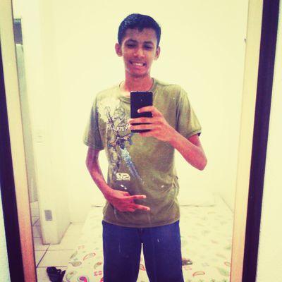 Levi Lima ♪
16,Anos 
Namora → Caylla Ryanne ♥
Wpp: 08588860660