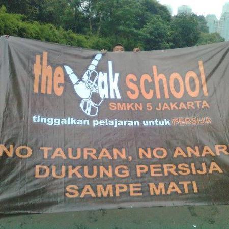 Akun Twitter Resmi JakSchool SMK 5 jakarta || 2 Febuary 1957 #Clu86ue™