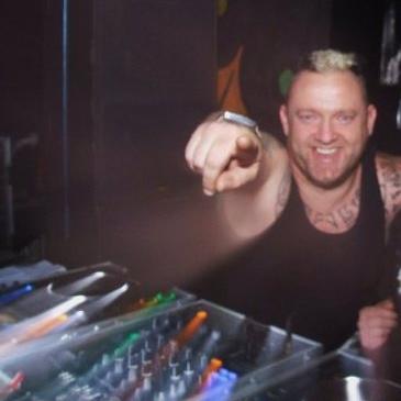 Bumble is a seasoned veteran Dj of the hard dance and Psytrance scene in East Anglia..along with hosting a radio show on future radio..107.8fm............