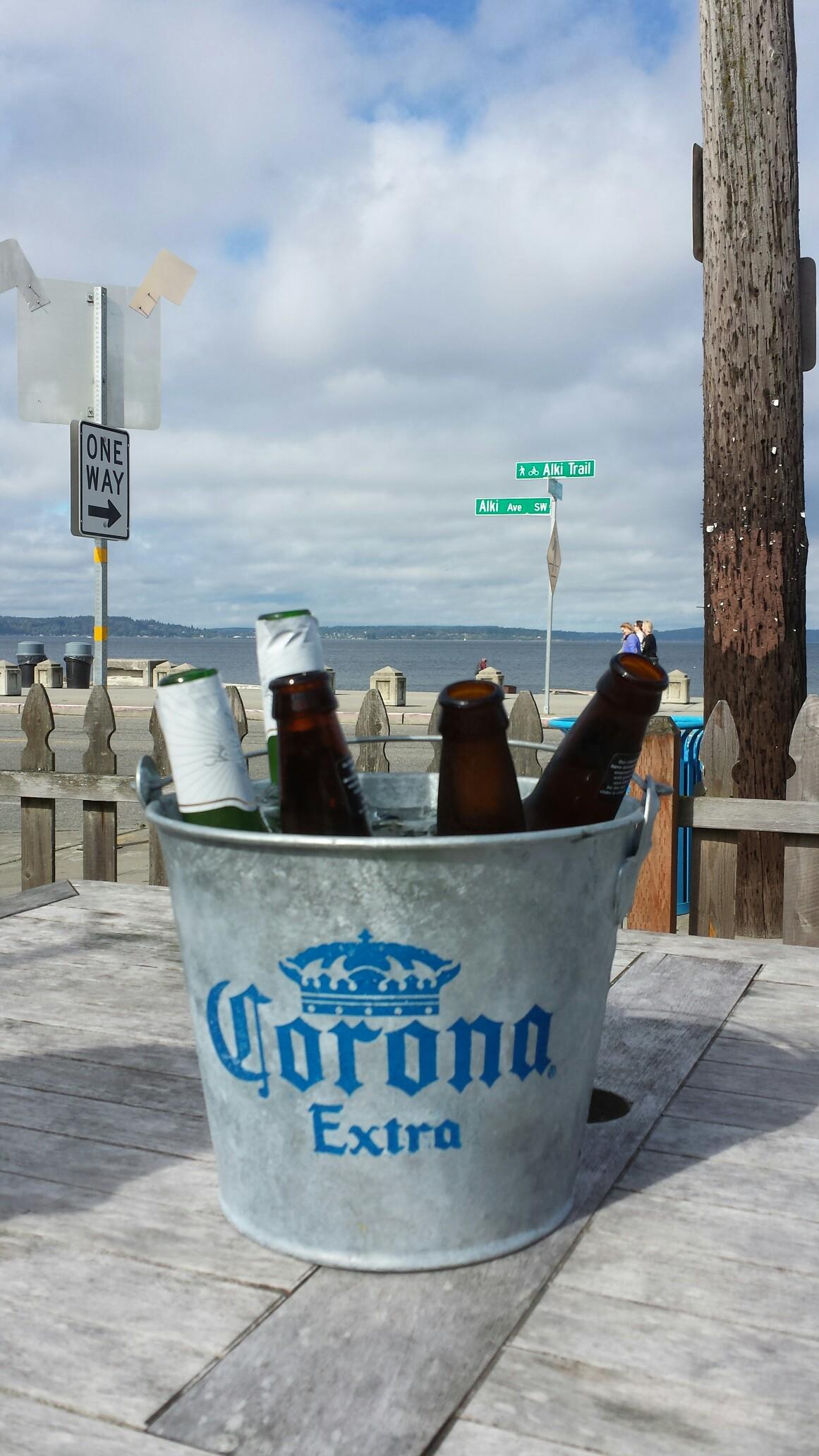 CountryShell's profile picture. 