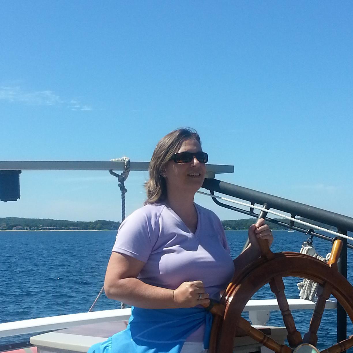 Educator, Computer Teacher (18 yrs), Empty Nest Mom. Sports Fan, Food/Wine/Cat Lover, Reader, Wannabe Traveler
