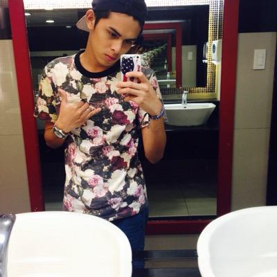 @nealvicente