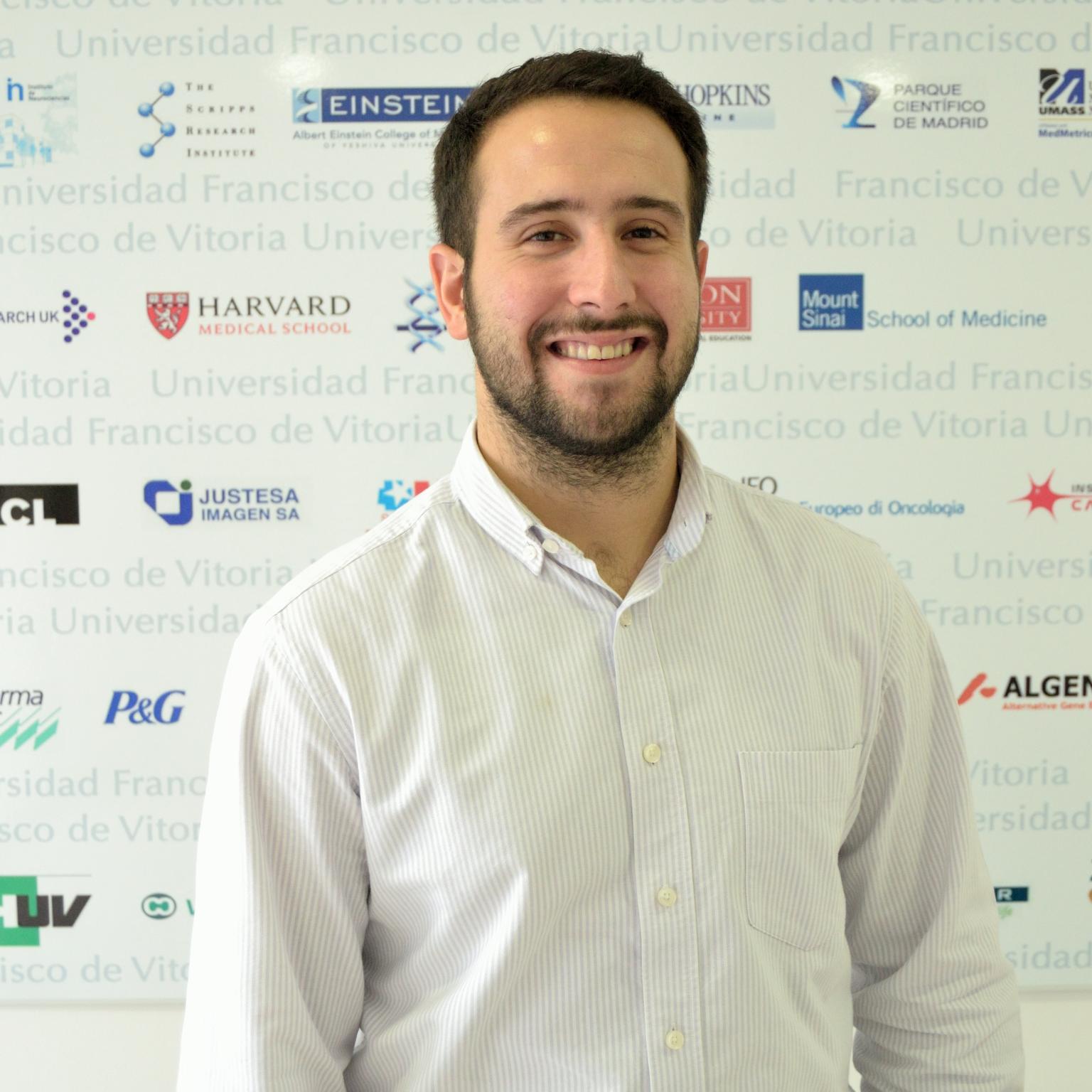 Graduado en Biotecnología. Responsable del área biosanitaria en la @ufvmadrid para asesorar tu futuro profesional.